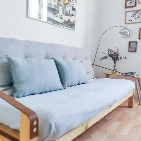 Duplex Lumineux Avec Bureau Séparé Dans Le Centre