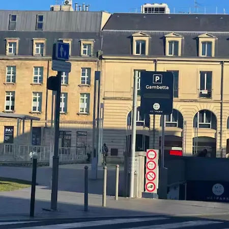 Duplex Lumineux Avec Bureau Separe Dans Le Centre * Bordeaux